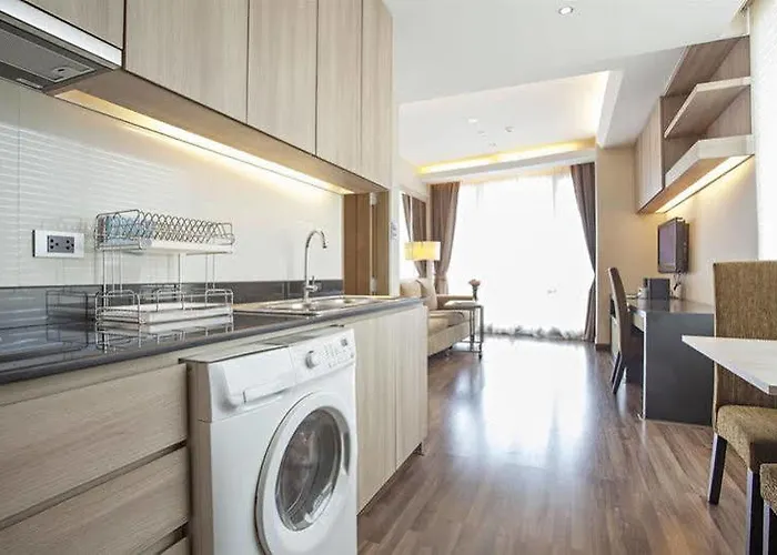 Hotel V Serviced 4*