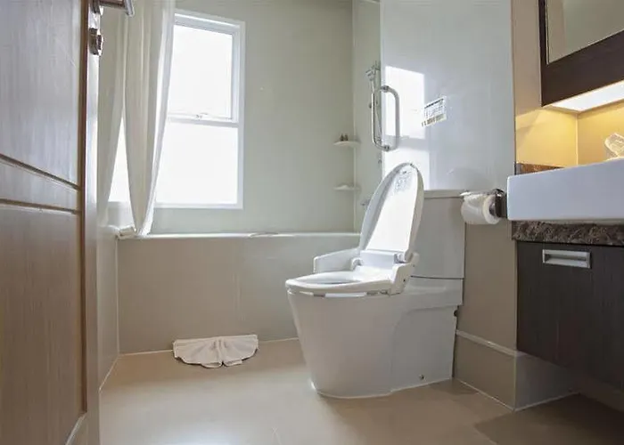 Hotel V Serviced 4*